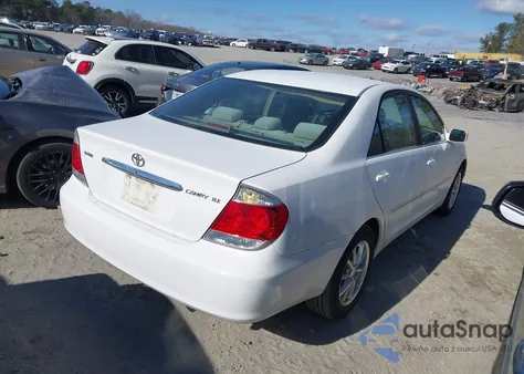 2005 Toyota Camry Xle из США, поврежденный, VIN 4T1BE32K35U542652